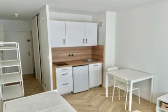 Ma-Cabane - Location Appartement Bourg-en-Bresse, 18 m²
