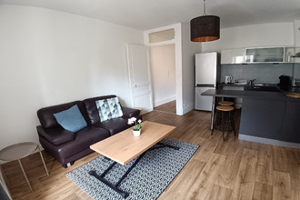 Ma-Cabane - Location Appartement Bourgoin-Jallieu, 49 m²