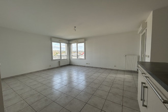 Ma-Cabane - Location Appartement Bourgoin-Jallieu, 48 m²