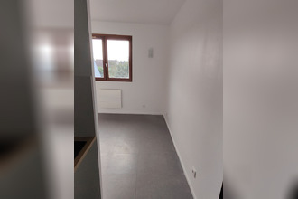 Ma-Cabane - Location Appartement BRIE-COMTE-ROBERT, 13 m²