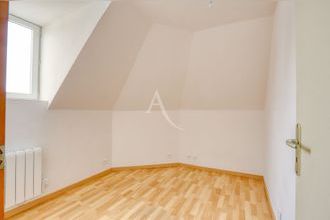 Ma-Cabane - Location Appartement CHARLEVAL, 67 m²