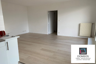 Ma-Cabane - Location Appartement CHARTRES DE BRETAGNE, 42 m²