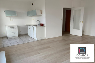 Ma-Cabane - Location Appartement CHARTRES DE BRETAGNE, 42 m²
