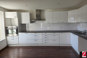 location appartement chateaufort 78117