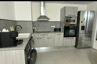 location appartement chateauneuf-le-rouge 13790