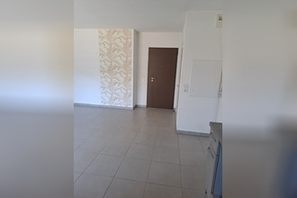 location appartement chateauneuf-le-rouge 13790