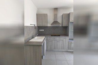 location appartement chateauneuf-le-rouge 13790