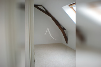 location appartement contigne 49330