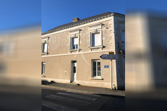 location appartement contigne 49330