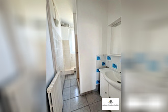 Ma-Cabane - Location Appartement Cosne-Cours-sur-Loire, 68 m²