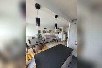 Ma-Cabane - Location Appartement COURBEVOIE, 60 m²