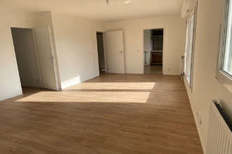 Ma-Cabane - Location Appartement COURBEVOIE, 112 m²