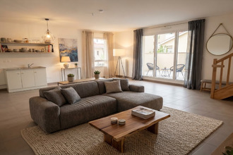 Ma-Cabane - Location Appartement CRAPONNE, 96 m²