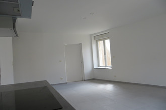 Ma-Cabane - Location Appartement Cruscades, 54 m²