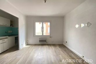 Ma-Cabane - Location Appartement Cuges-les-Pins, 28 m²