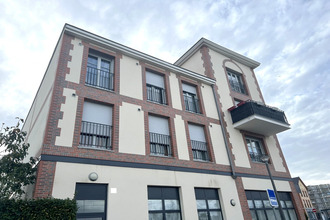 location appartement domt 95330