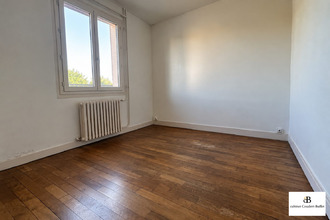 Ma-Cabane - Location Appartement Donzy, 97 m²