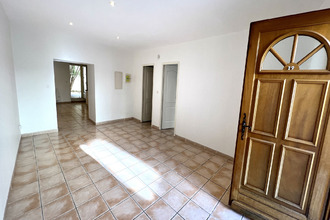 Ma-Cabane - Location Appartement Entraigues-sur-la-Sorgue, 66 m²