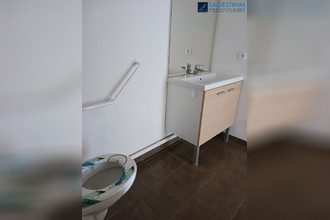 Ma-Cabane - Location Appartement FLEURY-LES-AUBRAIS, 63 m²