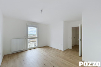 Ma-Cabane - Location Appartement FLEURY-SUR-ORNE, 65 m²