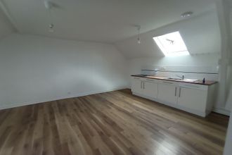 Ma-Cabane - Location Appartement FOUGERES, 45 m²