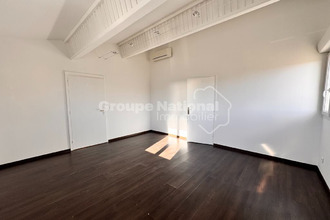 location appartement fourques 30300