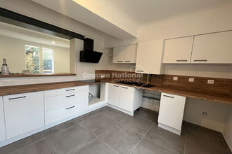location appartement fourques 30300