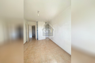 location appartement fourques 30300