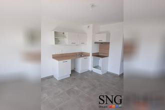 location appartement garons 30128