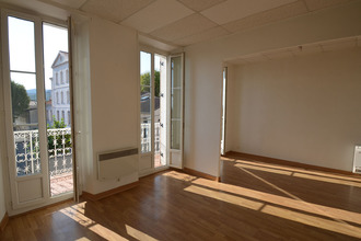 Ma-Cabane - Location Appartement GONFARON, 50 m²