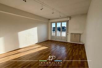 location appartement gray 70100