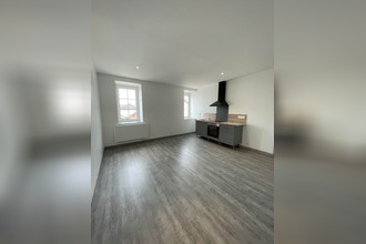 location appartement gray 70100