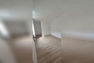 location appartement gray 70100