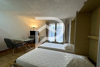 location appartement greoux-les-bains 04800