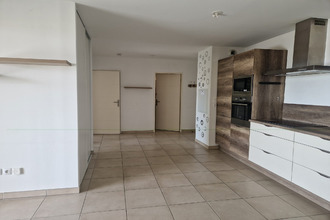 location appartement la-farlede 83210