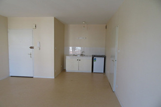 location appartement la-roche-sur-yon 85000