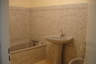 location appartement la-roche-sur-yon 85000