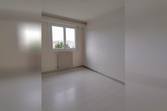 location appartement la-roche-sur-yon 85000