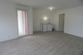 location appartement la-roche-sur-yon 85000