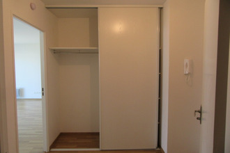 location appartement la-roche-sur-yon 85000