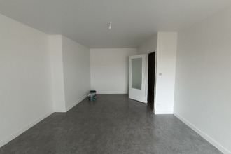 location appartement la-roche-sur-yon 85000