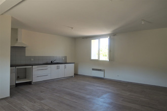 Ma-Cabane - Location Appartement LA ROQUE-D'ANTHERON, 81 m²