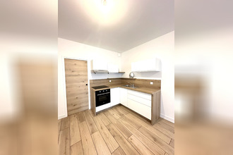 location appartement la-suze-sur-sarthe 72210