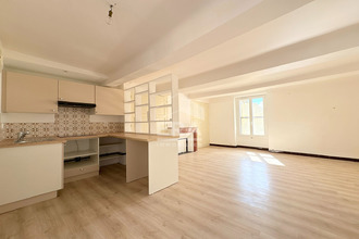 location appartement la-tour-d-aigues 84240