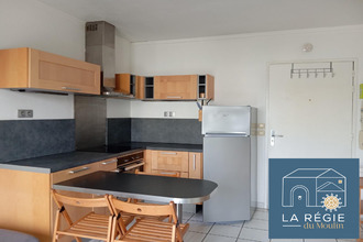 Ma-Cabane - Location Appartement LA TOUR-DU-PIN, 27 m²