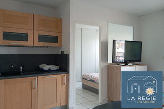 Ma-Cabane - Location Appartement LA TOUR-DU-PIN, 27 m²