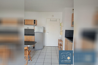 Ma-Cabane - Location Appartement LA TOUR-DU-PIN, 27 m²