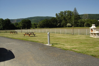 location appartement laissac 12310