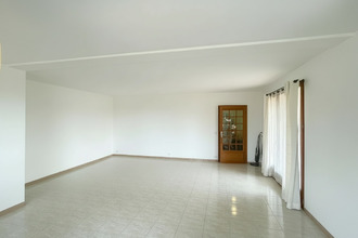 location appartement lambesc 13410