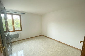 location appartement lambesc 13410